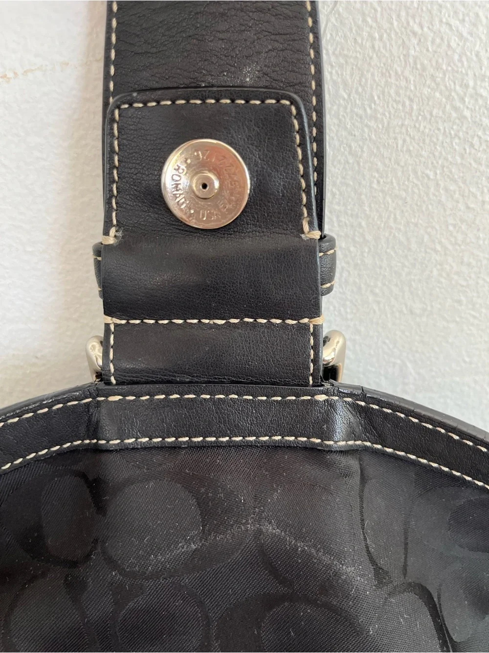 Coach Vintage Y2K Soho Shoulder Bag, 3653 Black Leather Hobo Buckle